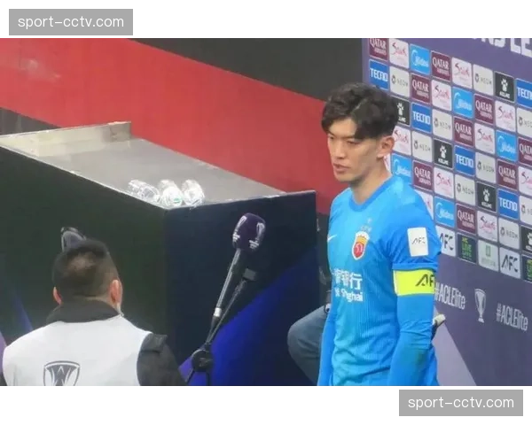 上海海港门将颜骏凌多次关键扑救 难阻球队亚冠八场不胜尴尬纪录 上海海港门将颜骏凌多次关键扑救 难阻球队亚冠八场不胜尴尬纪录