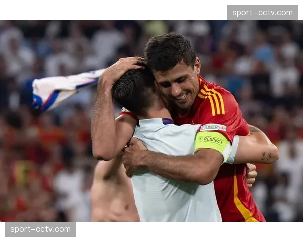 罗德里伤愈回归西班牙中场 曼城核心与佩德里双核驱动传控体系 罗德里伤愈回归西班牙中场 曼城核心与佩德里双核驱动传控体系