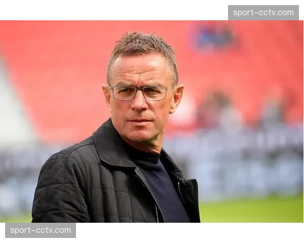 拉什福德攻防两端贡献均衡,弗里克战术体系中作用日益凸显 拉什福德攻防两端贡献均衡,弗里克战术体系中作用日益凸显